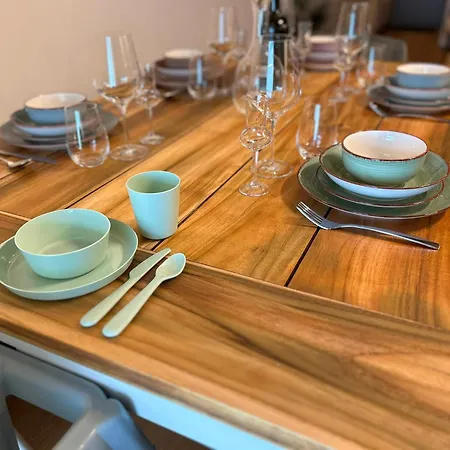 Apartamento Swiss Horizon - Penthouse Mit Aussicht & Liftnaehe Auf 2 Etagen