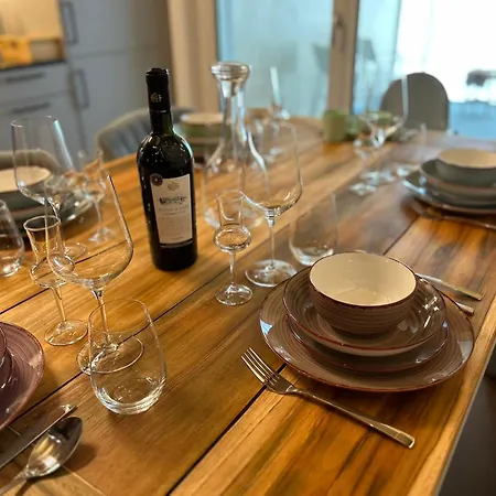 Swiss Horizon - Penthouse Mit Aussicht & Liftnaehe Auf 2 Etagen Apartament Flums