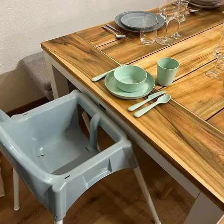 Swiss Horizon - Penthouse Mit Aussicht & Liftnaehe Auf 2 Etagen