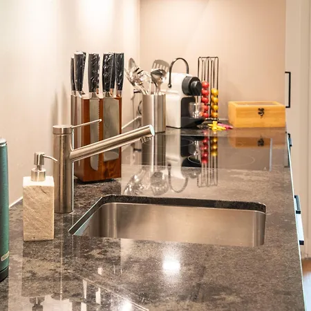 Apartman Swiss Horizon - Penthouse Mit Aussicht & Liftnaehe Auf 2 Etagen *