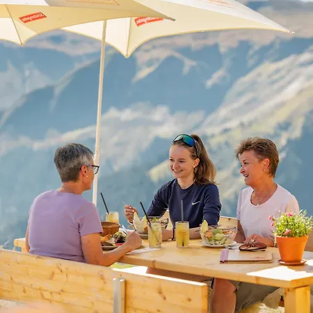 Swiss Horizon - Penthouse Mit Aussicht & Liftnaehe Auf 2 Etagen Apartman Flumserberg