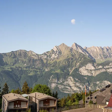 Swiss Horizon - Penthouse Mit Aussicht & Liftnaehe Auf 2 Etagen * Флумзерберг