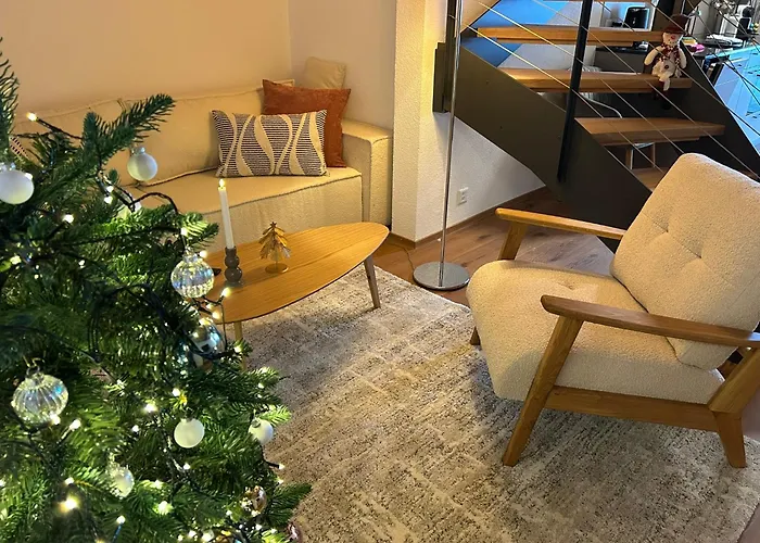 Swiss Horizon - Penthouse Mit Aussicht & Liftnaehe Auf 2 Etagen *